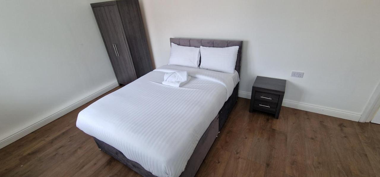 Apartment In Wakefield City Centre Экстерьер фото