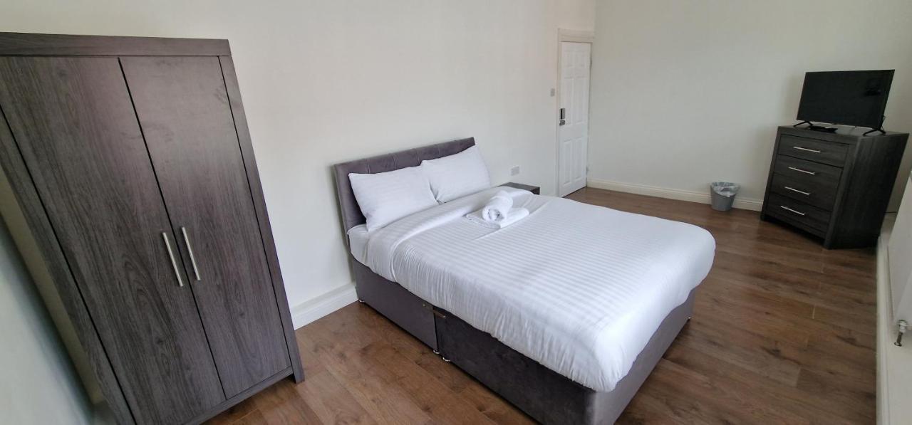 Apartment In Wakefield City Centre Экстерьер фото
