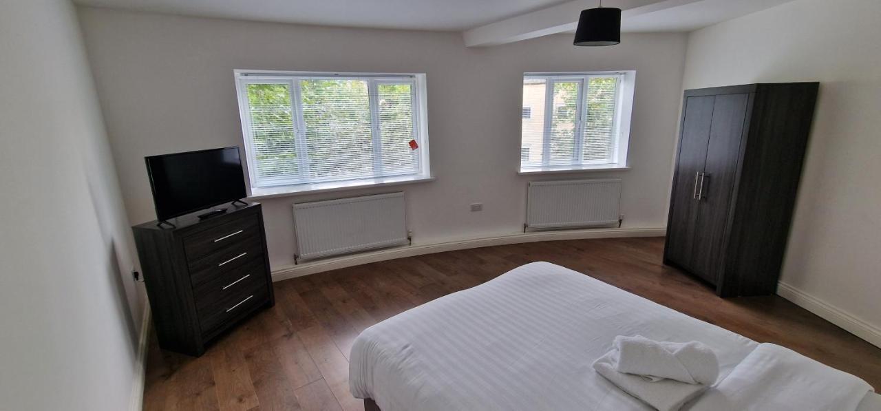 Apartment In Wakefield City Centre Экстерьер фото